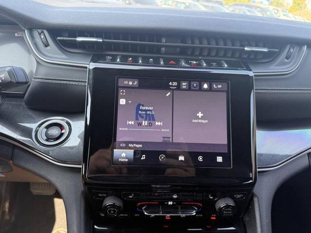 Photo of 2021 Black Jeep Grand Cherokee L