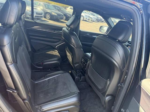 Photo of 2021 Black Jeep Grand Cherokee L