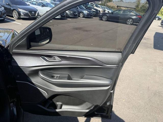 Photo of 2021 Black Jeep Grand Cherokee L