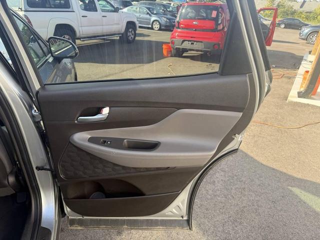Photo of 2020 Silver Hyundai SANTA FE