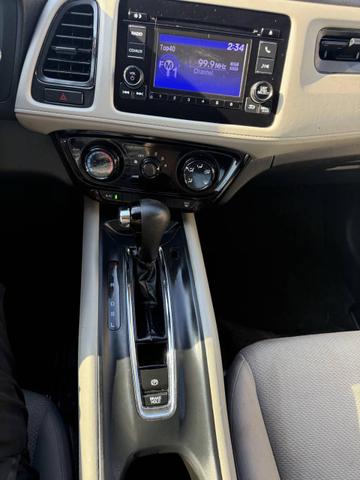 Photo of 2018 Silver Honda HR-V