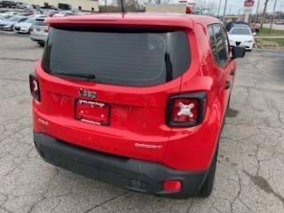 Photo of 2017 Red Jeep Renegade
