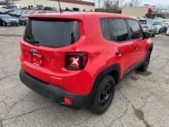 Photo of 2017 Red Jeep Renegade
