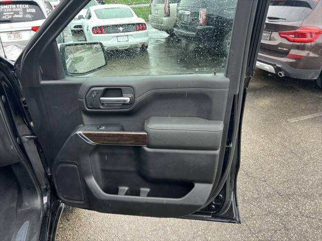 Photo of 2019 Black GMC Sierra 1500