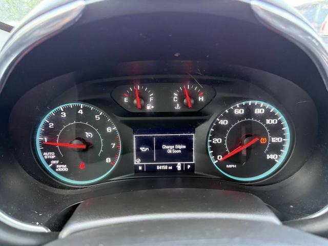 Photo of 2021 White Chevrolet Malibu