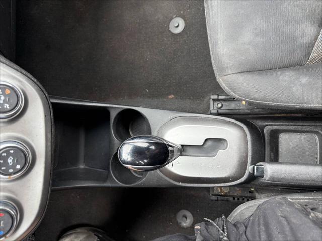 Photo of 2016 Blue Chevrolet Spark