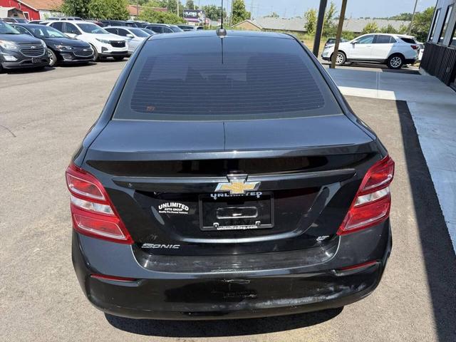 Photo of 2018 Black Chevrolet Sonic