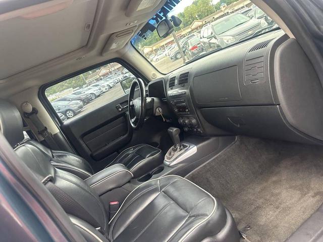 Photo of 2006 Blue Hummer H3