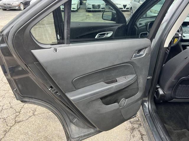 Photo of 2017 Gray Chevrolet Equinox