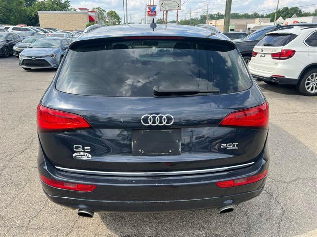 Photo of 2015 Gray Audi Q5