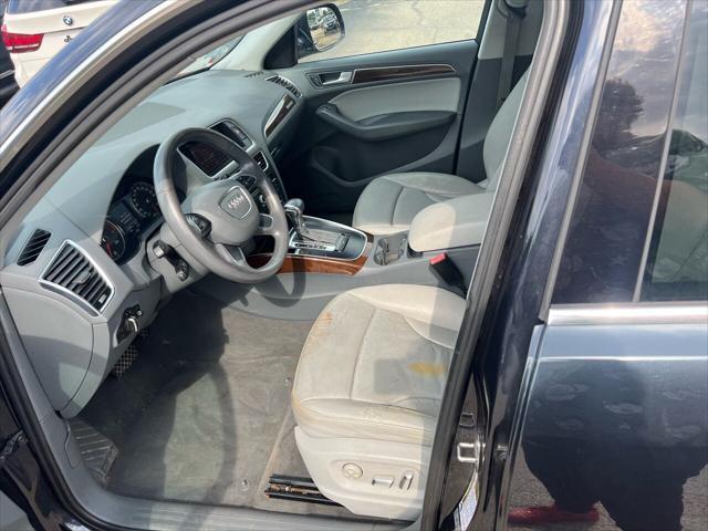 Photo of 2015 Gray Audi Q5