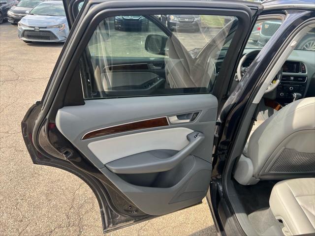 Photo of 2015 Gray Audi Q5