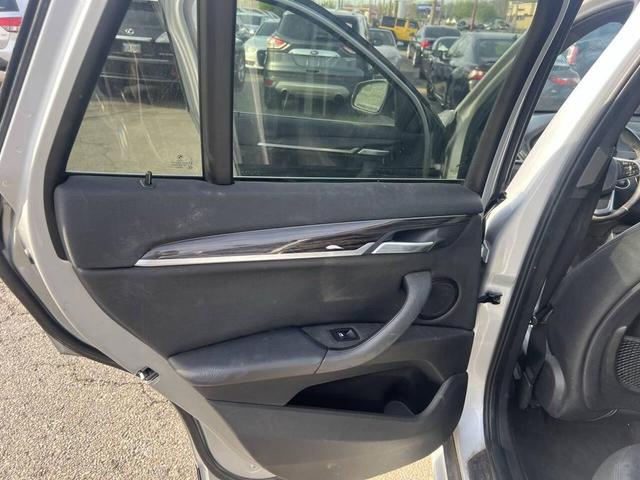 Photo of 2016 Silver BMW X1