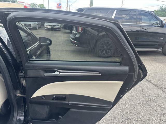 Photo of 2018 Black Ford Fusion