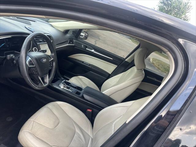 Photo of 2018 Black Ford Fusion