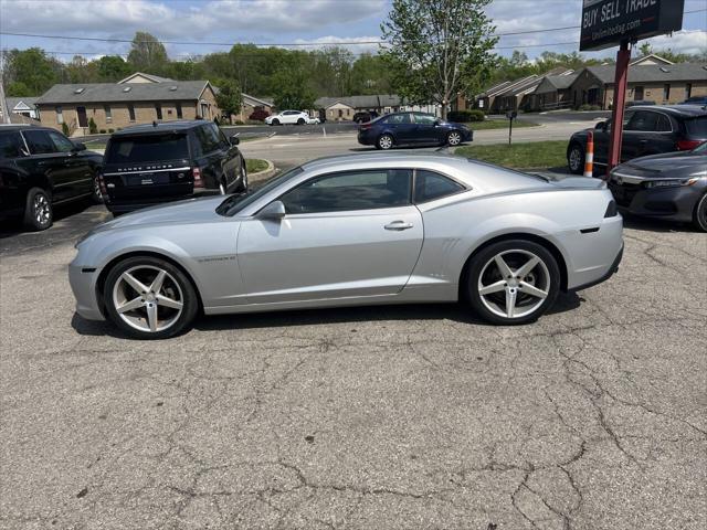 Photo of 2014 Silver Chevrolet Camaro
