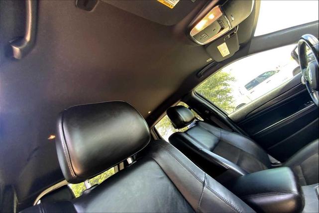 Photo of 2020 Diamond Black Crystal Pearlcoat Jeep Grand Cherokee