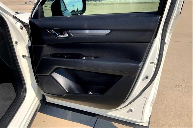 Photo of 2018 Snowflake White Pearl Mica Mazda CX-5