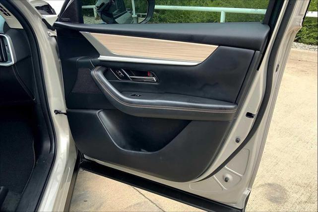 Photo of 2025 Platinum Quartz Mazda CX-90 PHEV