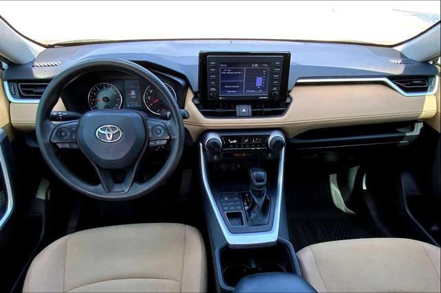 Photo of 2022 White Toyota RAV4