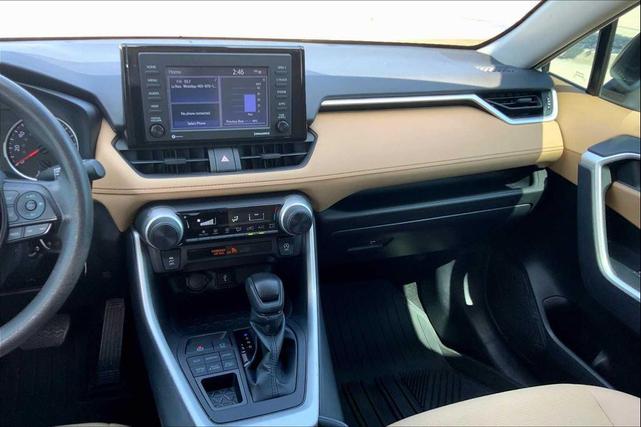 Photo of 2022 White Toyota RAV4