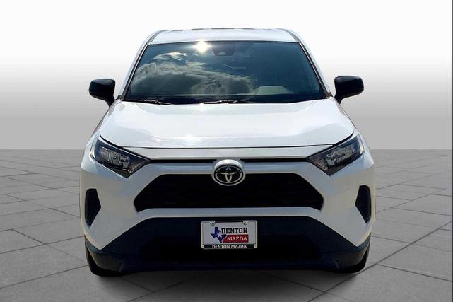 Photo of 2022 White Toyota RAV4