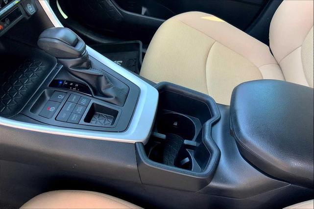 Photo of 2022 White Toyota RAV4