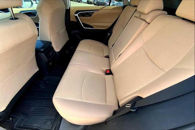 Photo of 2022 White Toyota RAV4