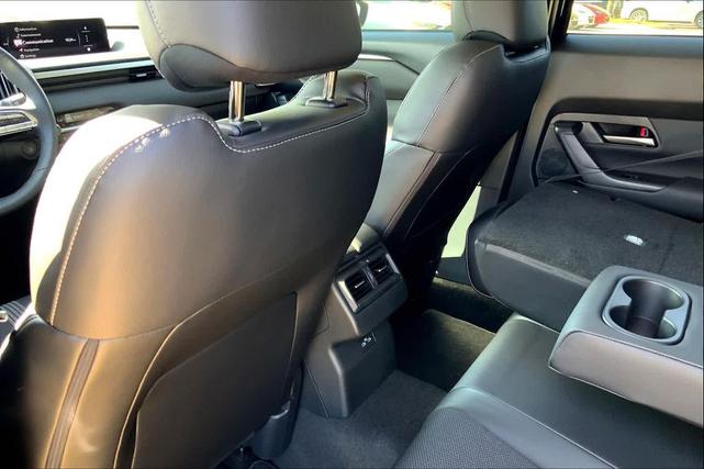Photo of 2025 Ingot Blue Metallic Mazda CX-50