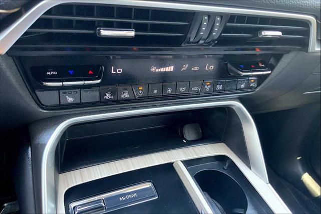 Photo of 2025 Polymetal Gray Metallic Mazda CX-70 PHEV