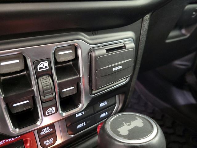 Photo of 2021 Black Jeep Wrangler