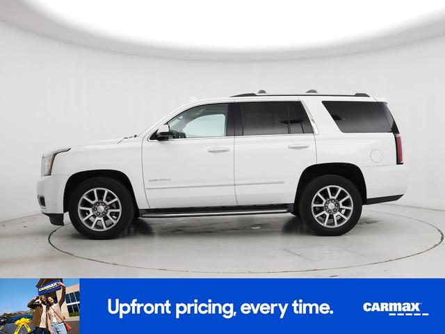 Photo of 2015 White GMC Yukon