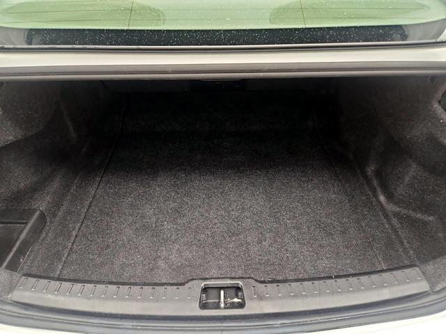 Photo of 2021 White Volvo S60