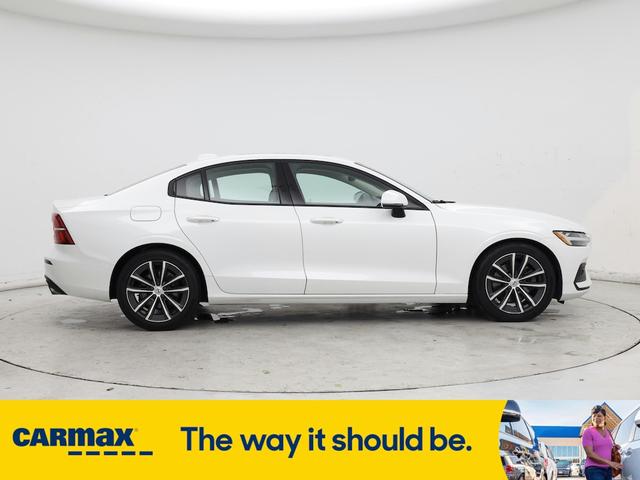Photo of 2021 White Volvo S60