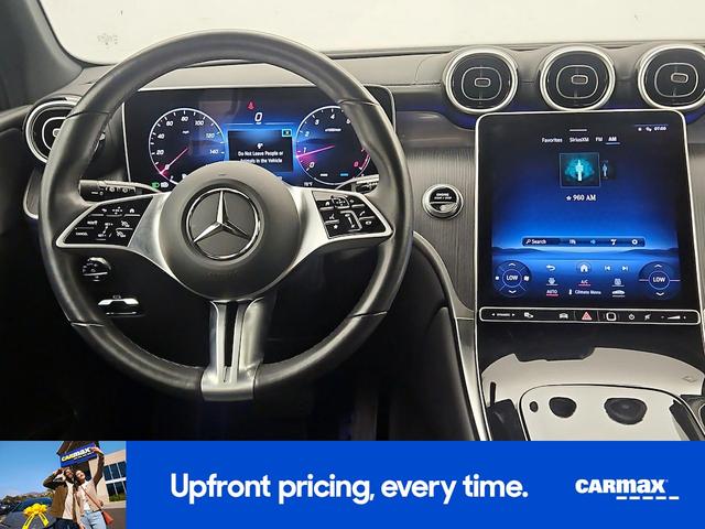 Photo of 2023 White Mercedes-Benz GLC 300