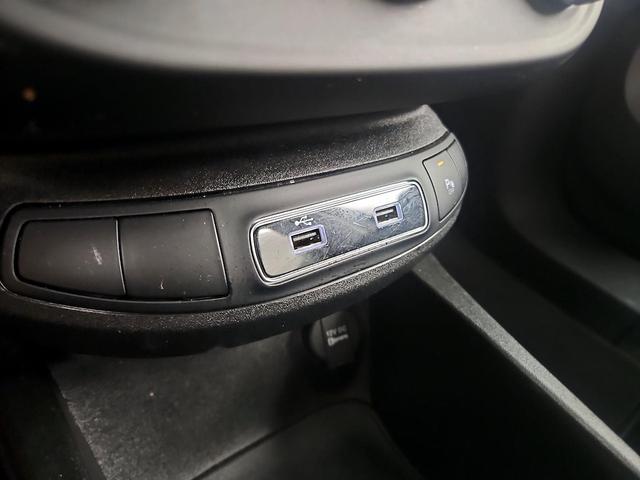 Photo of 2021 White FIAT 500X