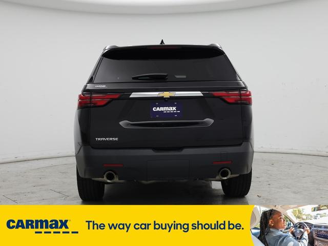 Photo of 2022 Black Chevrolet Traverse