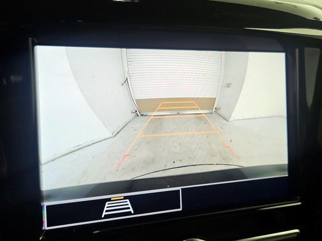 Photo of 2022 Black Chevrolet Traverse