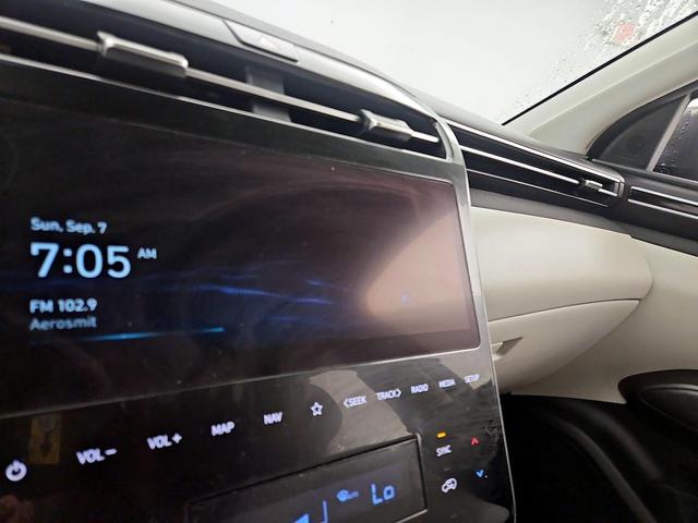 Photo of 2024 Silver Hyundai TUCSON