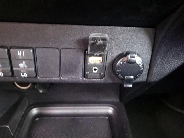Photo of 2014 Silver Toyota RAV4