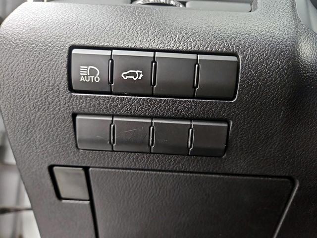 Photo of 2019 Silver Lexus RX 350