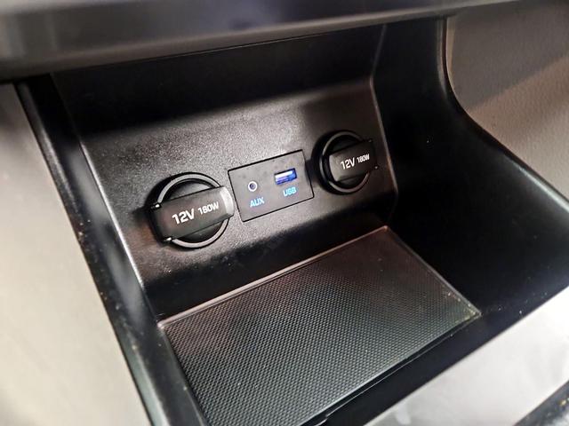 Photo of 2020 Black Hyundai ELANTRA