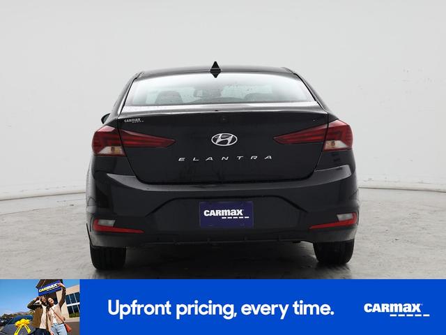 Photo of 2020 Black Hyundai ELANTRA