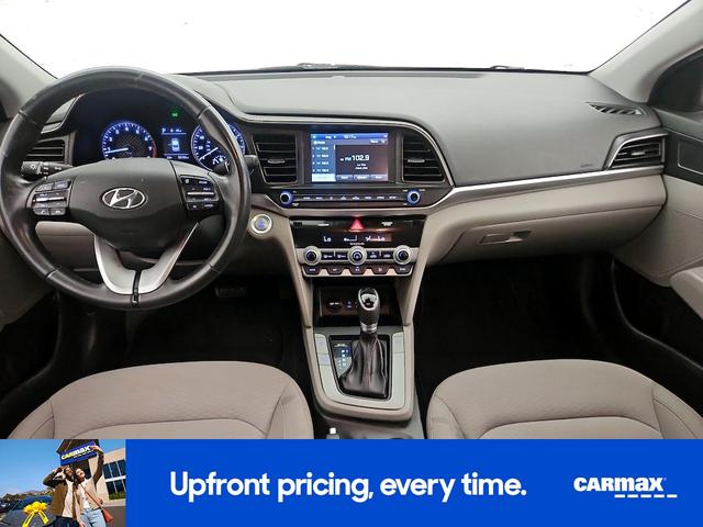 Photo of 2020 Black Hyundai ELANTRA