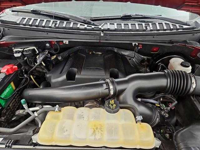 Photo of 2018 Red Ford Expedition