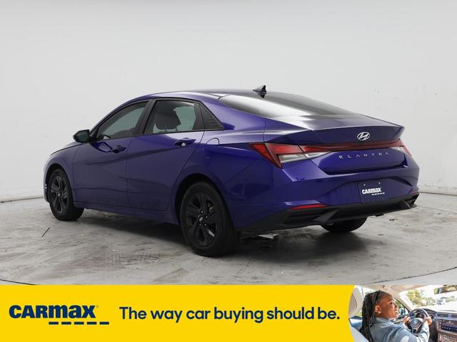 Photo of 2023 Blue Hyundai ELANTRA
