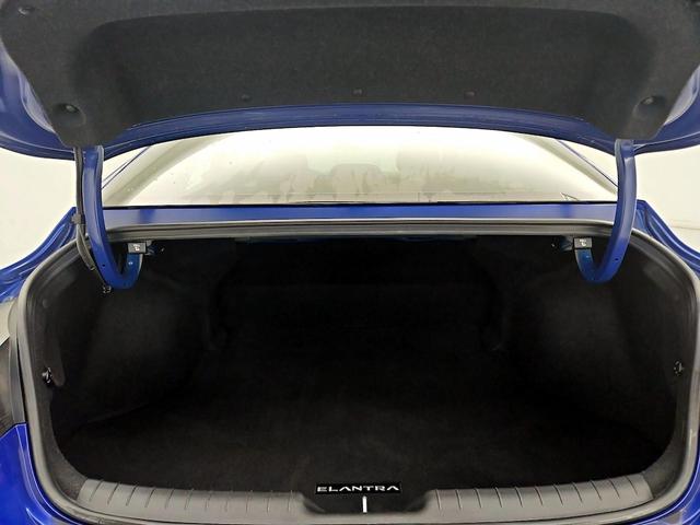 Photo of 2023 Blue Hyundai ELANTRA