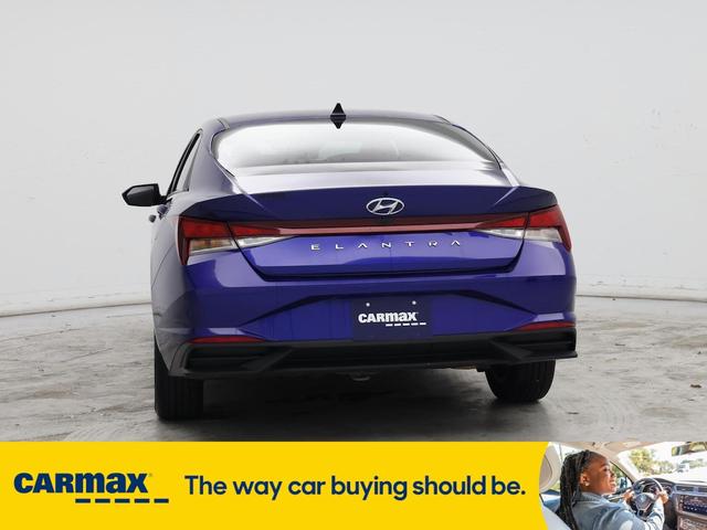 Photo of 2023 Blue Hyundai ELANTRA