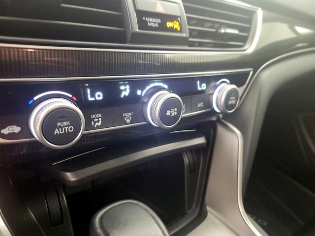 Photo of 2022 Pearl Honda Accord
