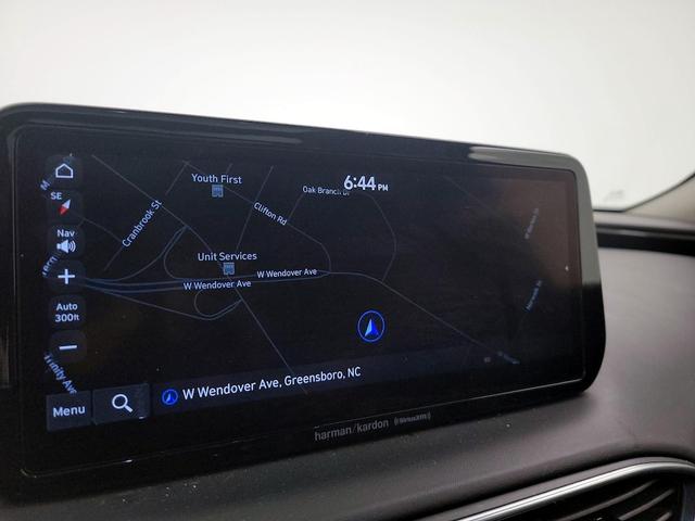Photo of 2022 Gray Hyundai SANTA FE